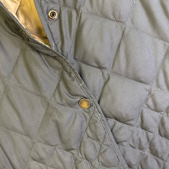 Vintage Eddie Bauer Women's Quilted Puffer Jacket 550 Down Navy and Green - Picture 2 of 8